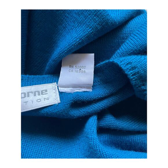 Liz Claiborne Womens/Teen Merino Wool Lightweight Sweater Size Medium - Picture 7 of 7